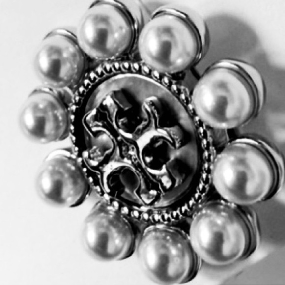 TORY BURCH SILVER LOGO PEARL EMBELLISHED STUD EARRINGS - Picture 5 of 6
